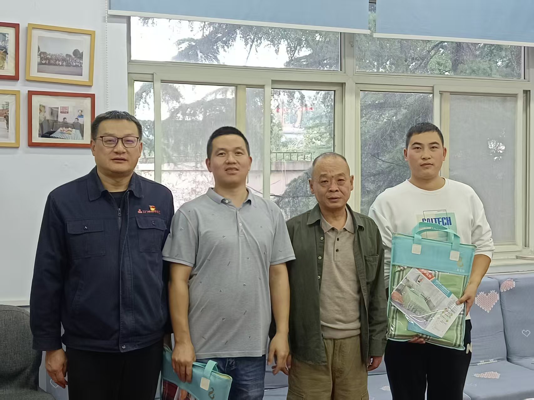 公司工會舉辦“喜迎國慶，歡樂中秋”職工雙升撲克牌比賽